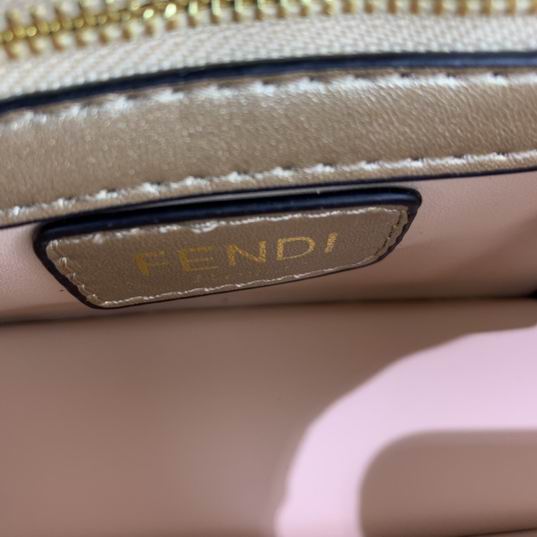 Fendi Baguette 0192 26x15x5cm ww (9)