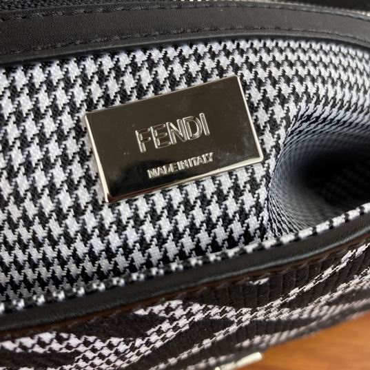 Fendi Baguette 0195 26x13x6cm ww (9)