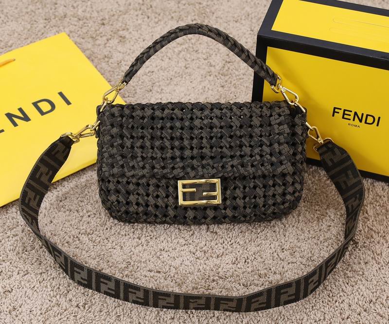 Fendi Baguette 2020 26x4x13cm ww (10)