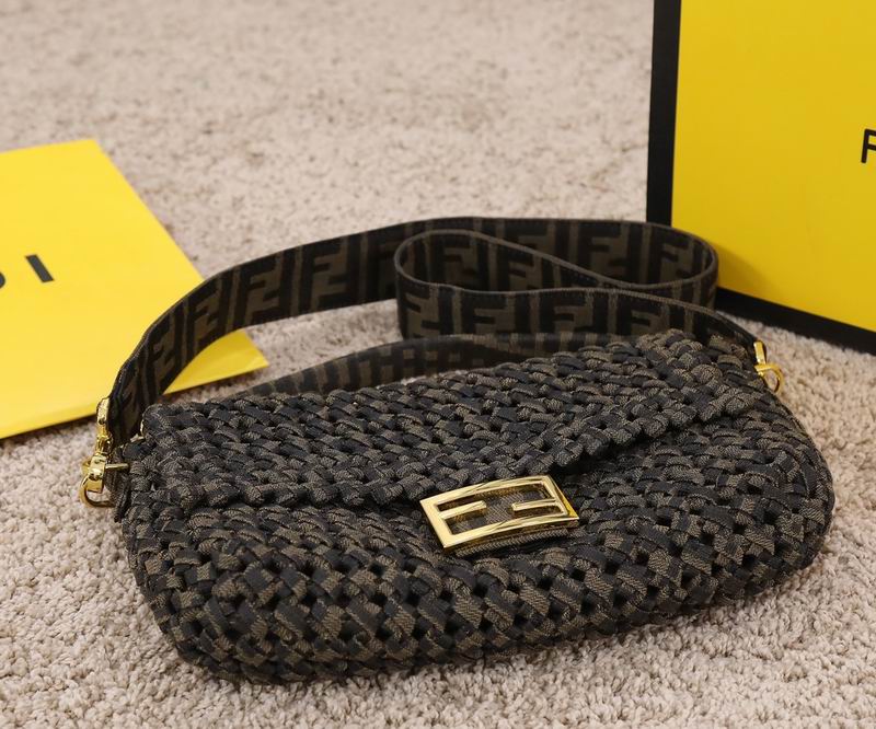 Fendi Baguette 2020 26x4x13cm ww (12)