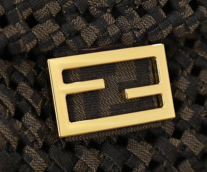 Fendi Baguette 2020 26x4x13cm ww (17)