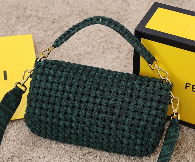 Fendi Baguette 2020 26x4x13cm ww (4)