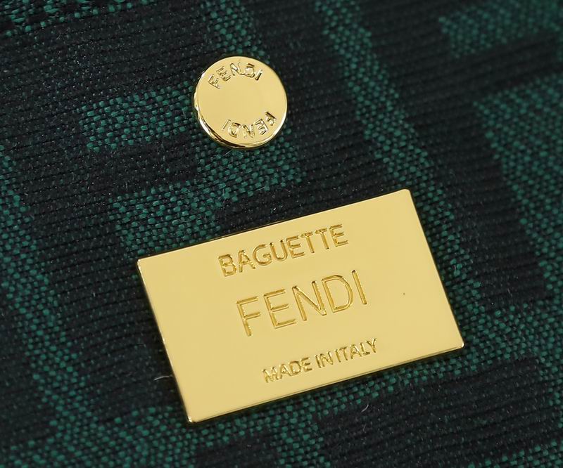 Fendi Baguette 2020 26x4x13cm ww (6)