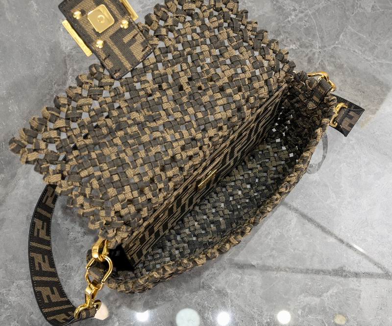 Fendi Baguette 2020 26x4x13cm ww (9)