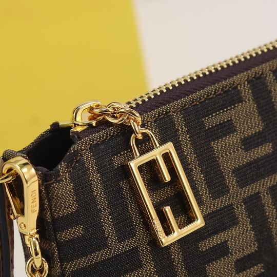 Fendi Baguette 20x13x3cm ww (6)