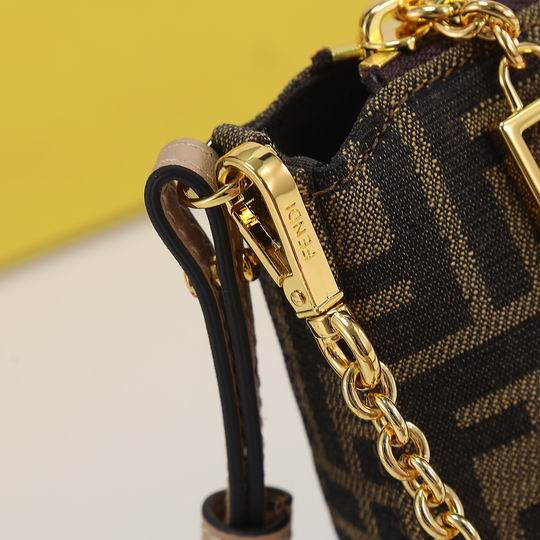 Fendi Baguette 20x13x3cm ww (7)