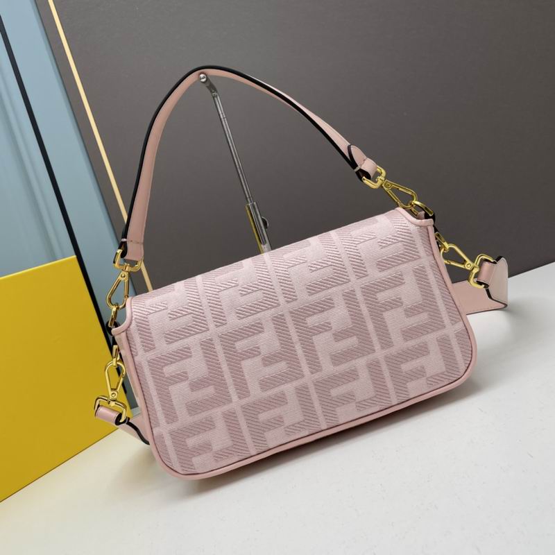 Fendi Baguette 2275 26x5x15cm ww (2)
