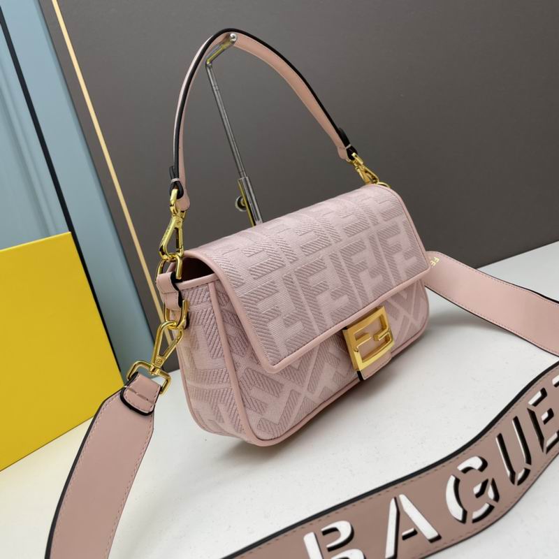 Fendi Baguette 2275 26x5x15cm ww (3)