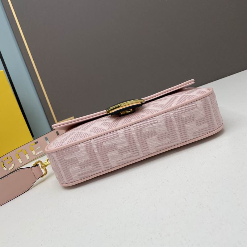 Fendi Baguette 2275 26x5x15cm ww (4)