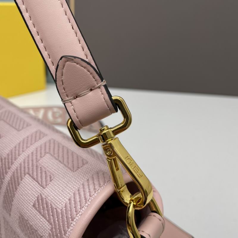 Fendi Baguette 2275 26x5x15cm ww (6)