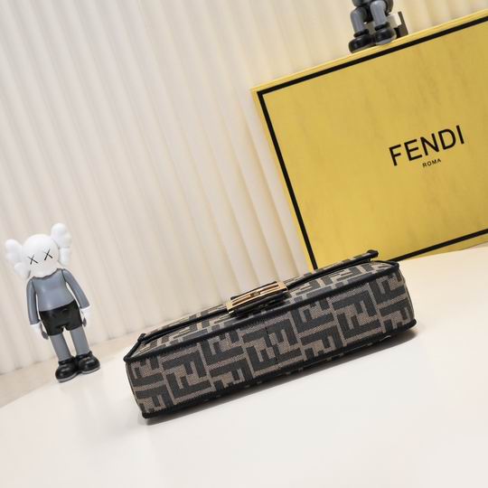 Fendi Baguette 2303 26x13x6cm ww (3)