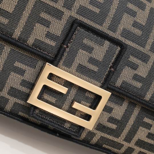 Fendi Baguette 2303 26x13x6cm ww (6)