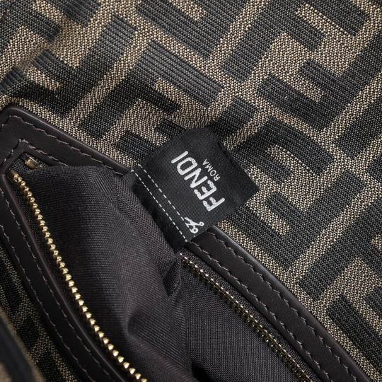 Fendi Baguette 2303 26x13x6cm ww (8)