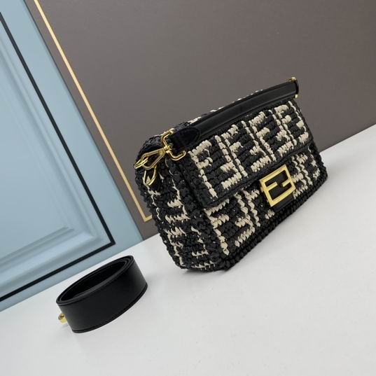 Fendi Baguette 26x13x6cm ww (3)