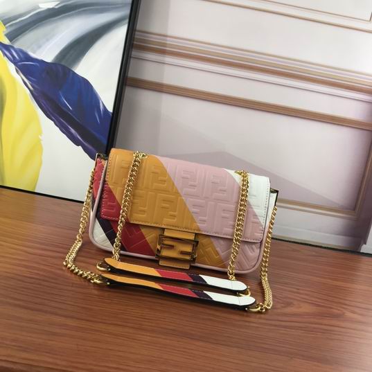 Fendi Baguette 3319 26cm ww (1)