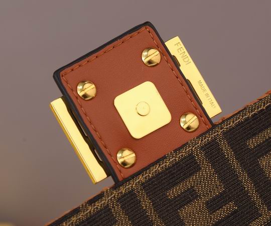 Fendi Baguette 3358 26x13x6cm ww (17)