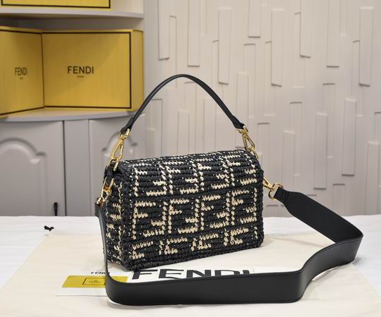 Fendi Baguette 3358 26x13x6cm ww (2)