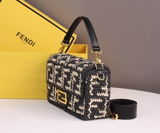 Fendi Baguette 3358 26x13x6cm ww (4)