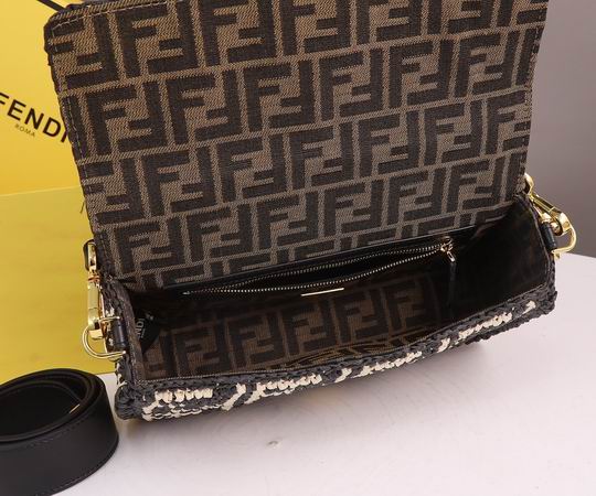 Fendi Baguette 3358 26x13x6cm ww (8)