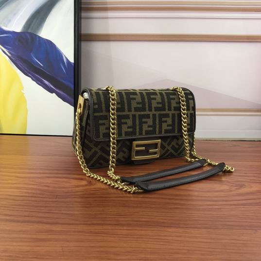 Fendi Baguette 7002 24x14.5x7cm ww (2)
