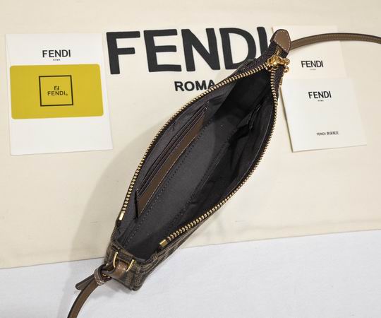 Fendi Baguette 7717 20x13x3cm ww (9)