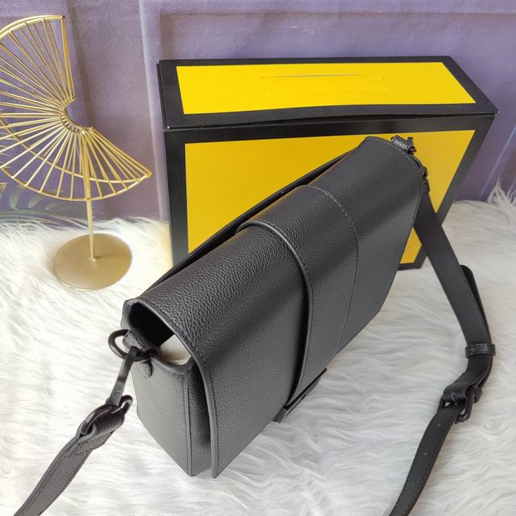 Fendi Baguette 7VA537 26x22x8cm zy (13)