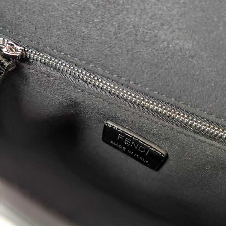 Fendi Baguette 7VA537 26x22x8cm zy (18)