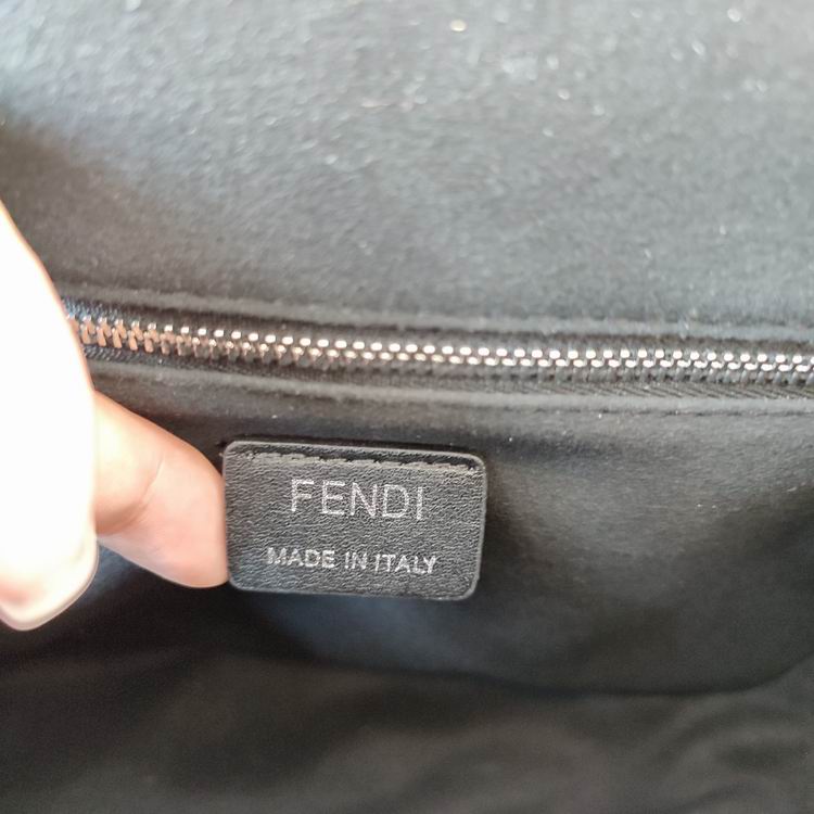 Fendi Baguette 7VA537 26x22x8cm zy (9)