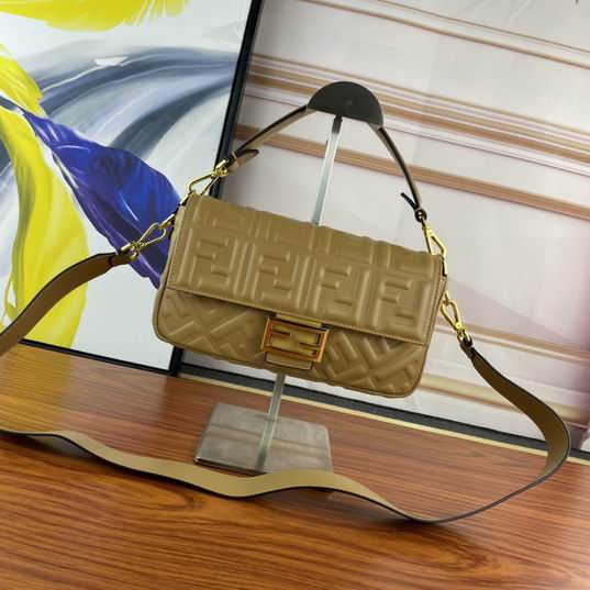 Fendi Baguette F0191 26x5x15cm ww (1)