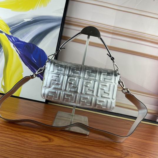 Fendi Baguette F0191 26x5x15cm ww (19)