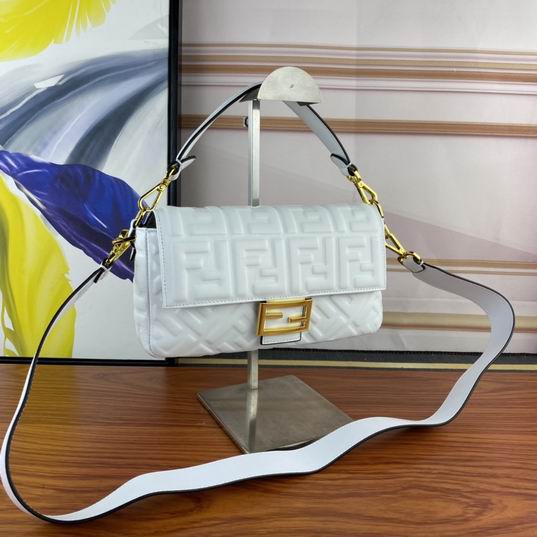 Fendi Baguette F0191 26x5x15cm ww (33)