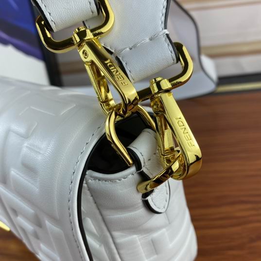 Fendi Baguette F0191 26x5x15cm ww (37)