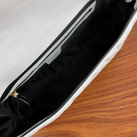 Fendi Baguette F0191 26x5x15cm ww (40)