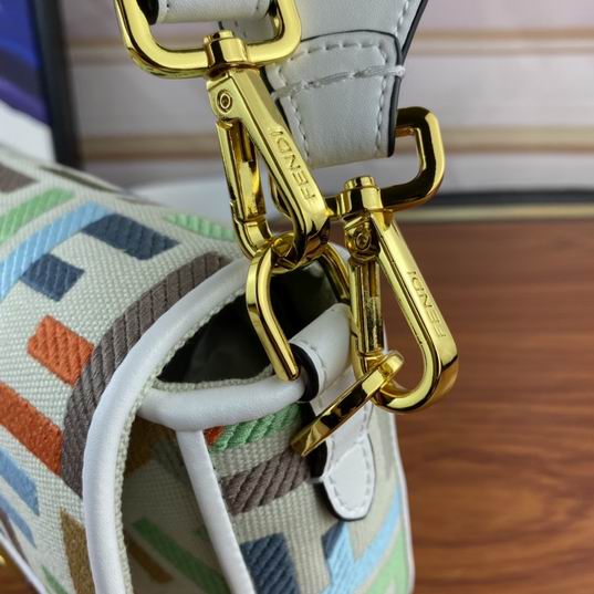 Fendi Baguette F2029 26x5x15cm ww (29)