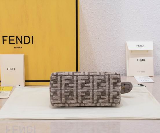 Fendi Boston 005 17x8x12cm ww (11)