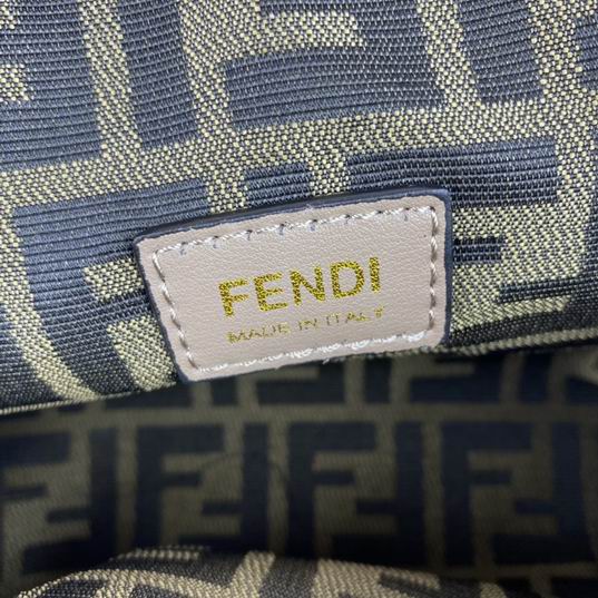 Fendi ByThe Way 8810 27cm ww (17)