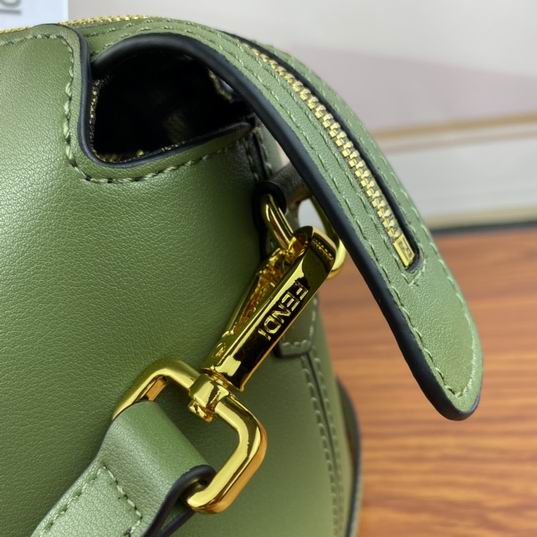 Fendi ByThe Way 8810 27cm ww (23)