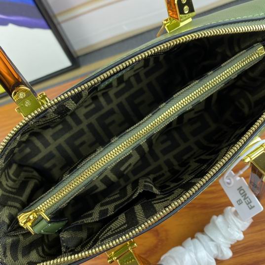 Fendi ByThe Way 8810 27cm ww (26)