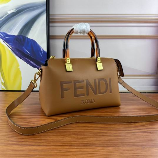 Fendi ByThe Way 8810 27cm ww (29)