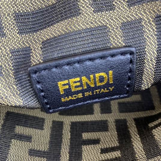 Fendi ByThe Way 8810 27cm ww (9)