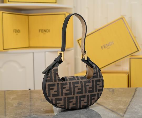 Fendi Cookie 7738 22x17x4.5cm ww (2)