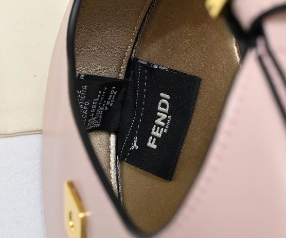 Fendi Cookie 7738 22x17x4.5cm ww (35)