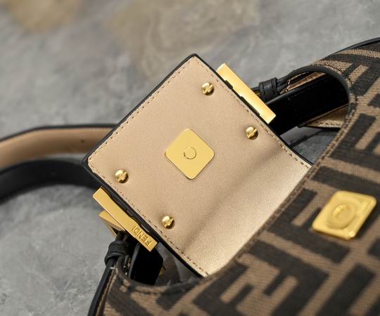 Fendi Cookie 7738 22x17x4.5cm ww (5)