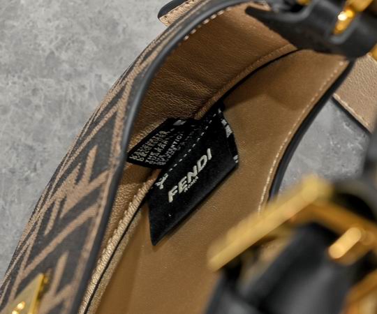 Fendi Cookie 7738 22x17x4.5cm ww (6)