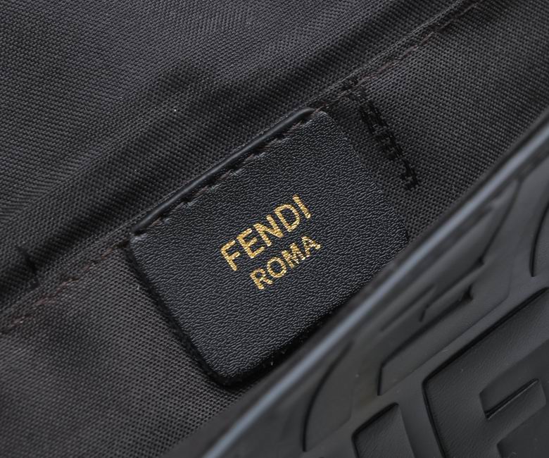 Fendi F005 21.5x13x3cm ww (17)