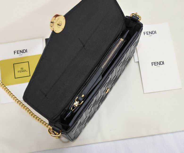 Fendi F005 21.5x13x3cm ww (18)