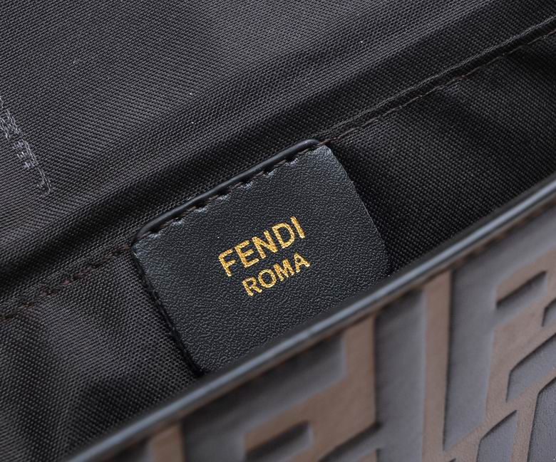 Fendi F005 21.5x13x3cm ww (25)
