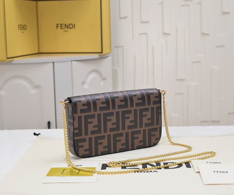 Fendi F005 21.5x13x3cm ww (4)