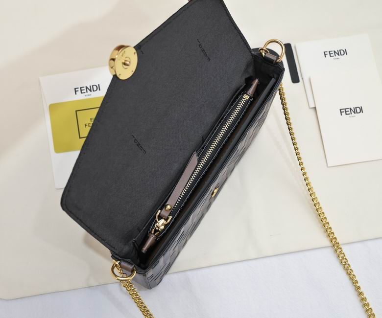 Fendi F005 21.5x13x3cm ww (9)