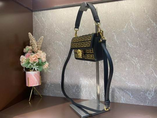 Fendi F0670 21cm CN (12)